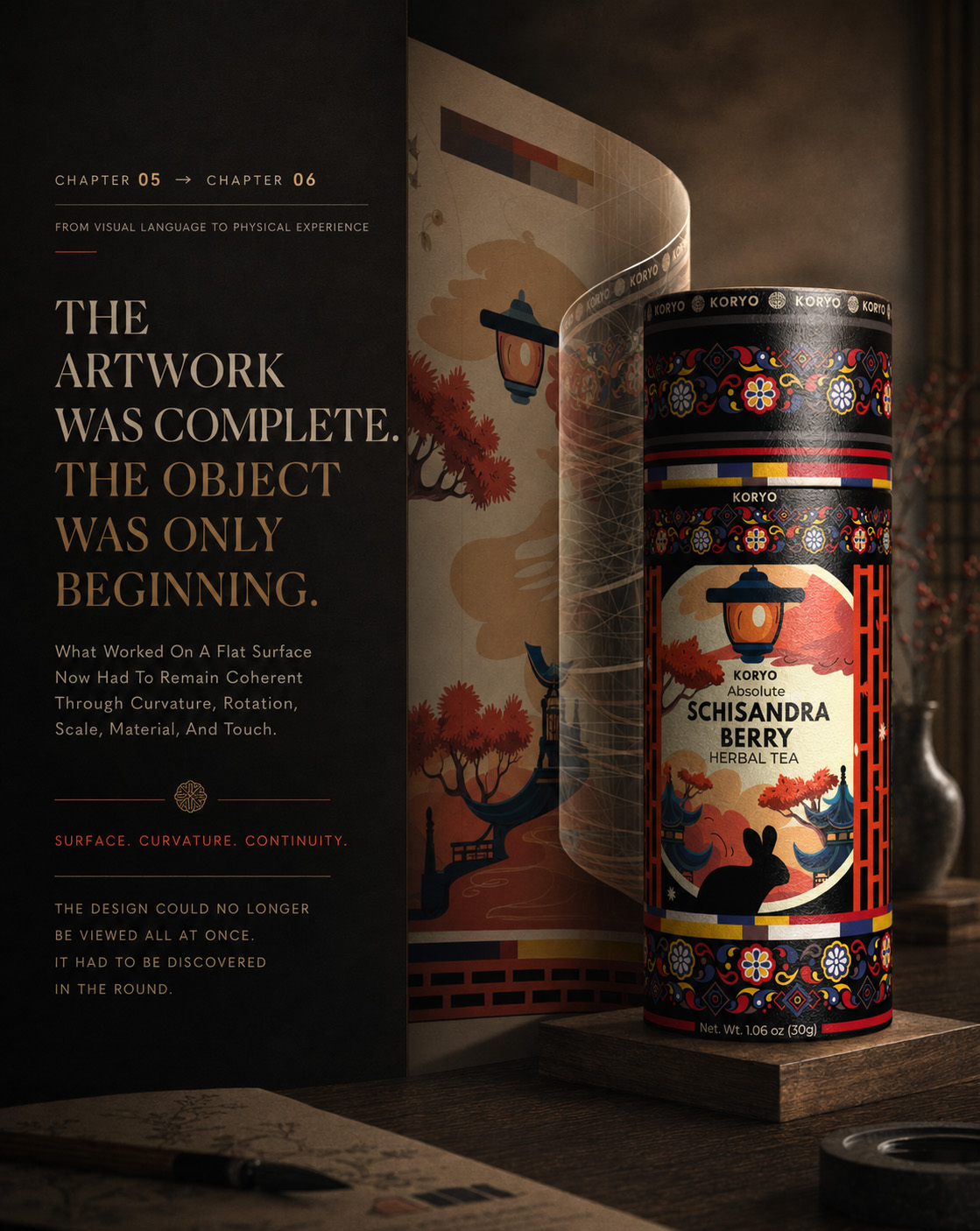 KORYO Schisandra Berry Herbal Tea canister beside an unfolded label visualization, illustrating the transition from flat artwork to a complete cylindrical packaging object.